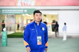 韩鹏：新外援取代谁要和俱乐部沟通 我是年轻教练也要总结和提高